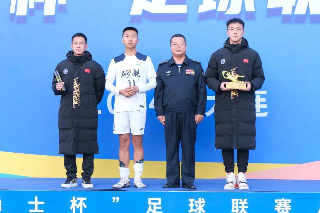 AYX手机版-晋级下一阶段引发热议！，Ming在勇士比赛中锐不可当全场沸腾不已(忆江南其三翻译ppt)